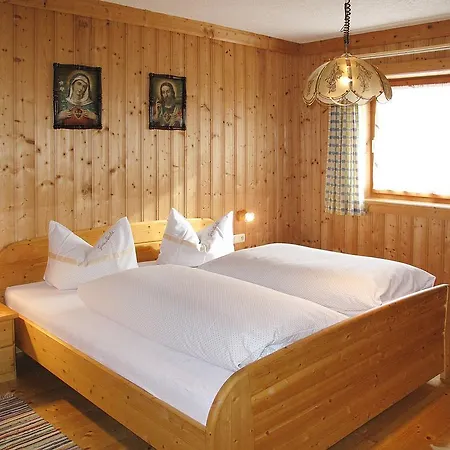 Haus Wiedhoelzl 140W *