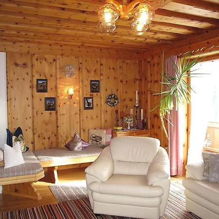 Haus Wiedhoelzl 140W Hébergement de vacances Bramberg am Wildkogel